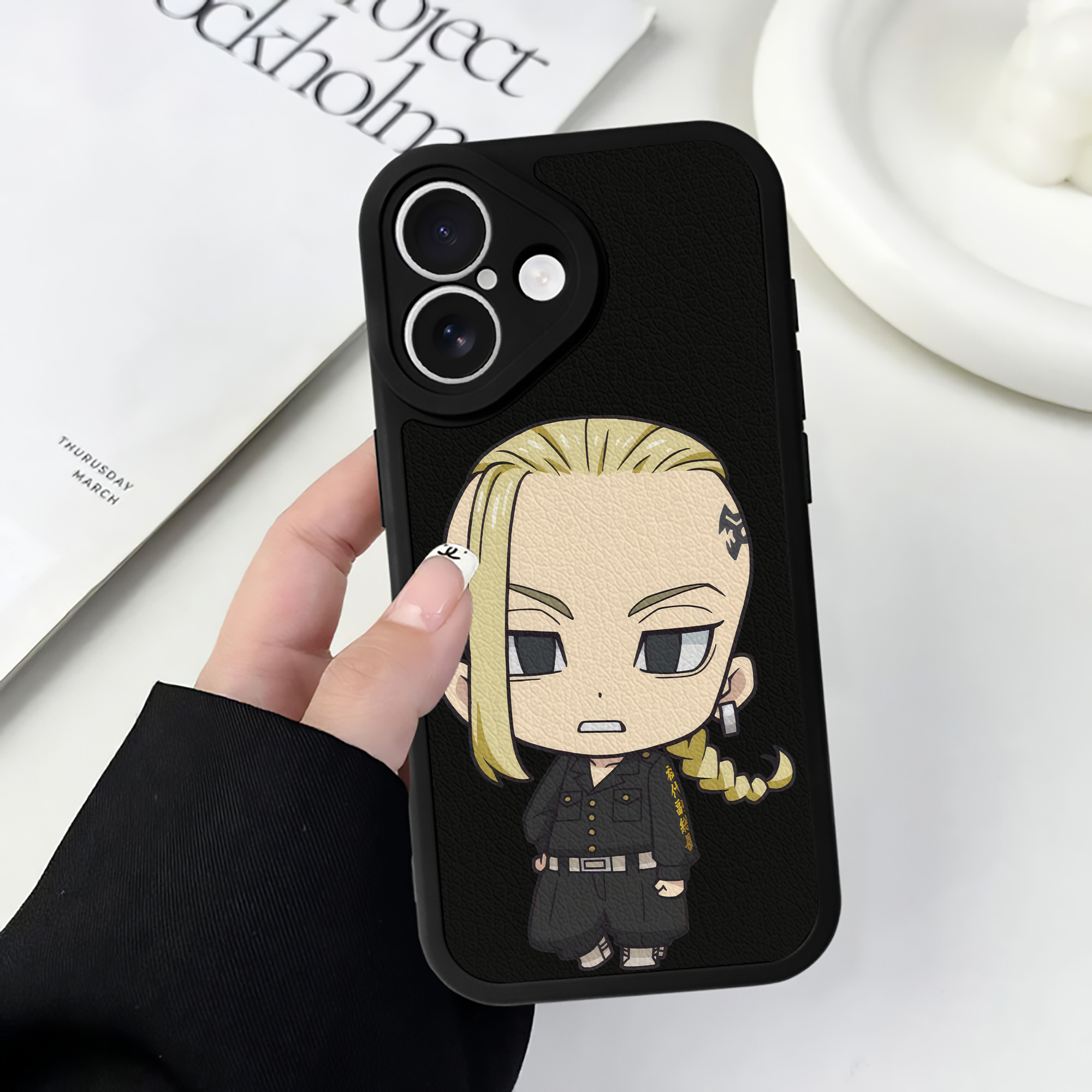 （画像用） 東京リベンジャーズ Tokyo Revengers 【iPhone 16シリーズ対応】シリコンスマホケース（レザー調） 材質：シリコン